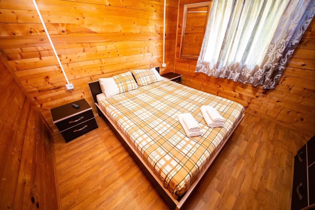 Guest House Luiza บอร์ช ภายนอก รูปภาพ