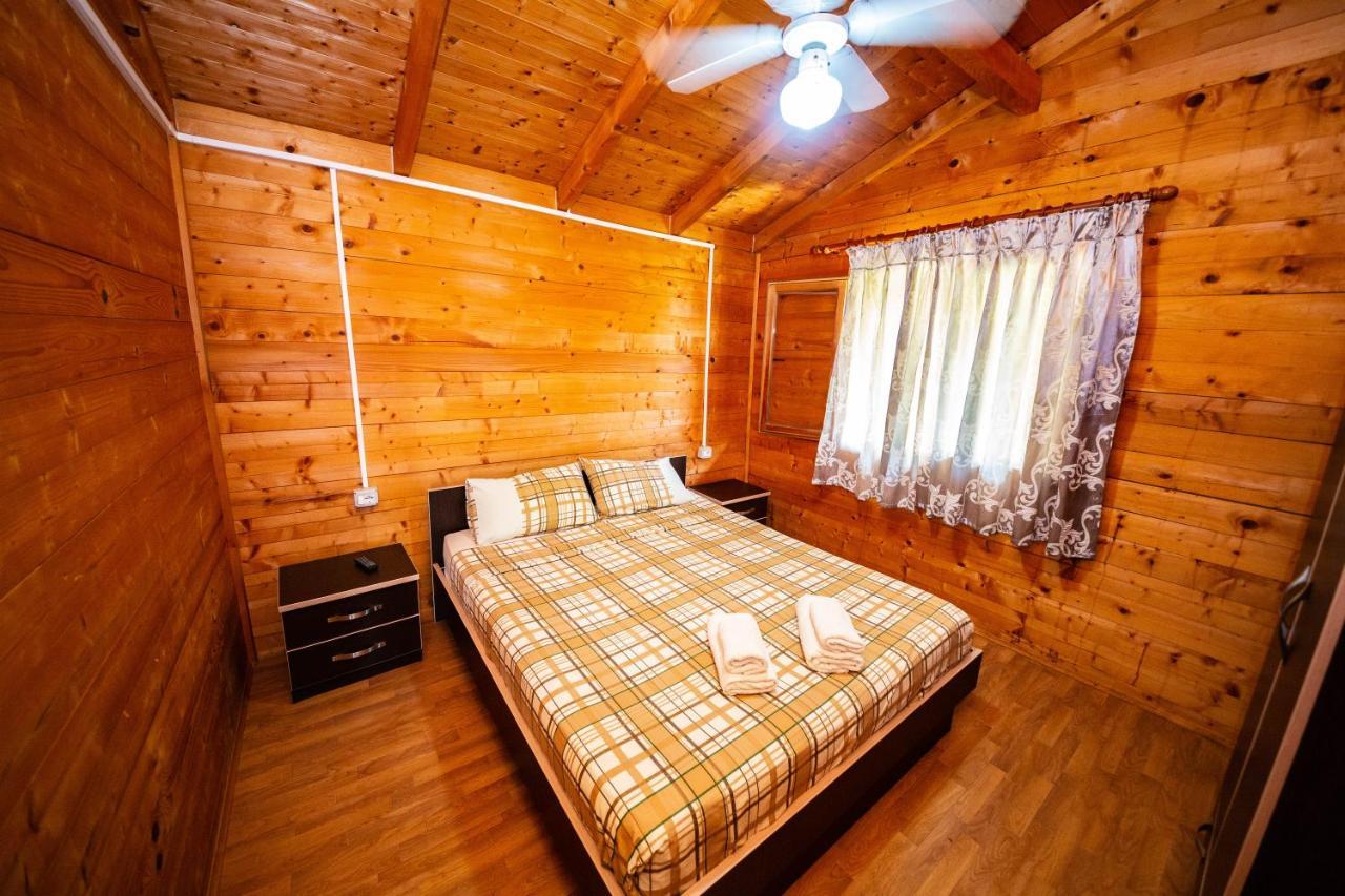 Guest House Luiza บอร์ช ภายนอก รูปภาพ